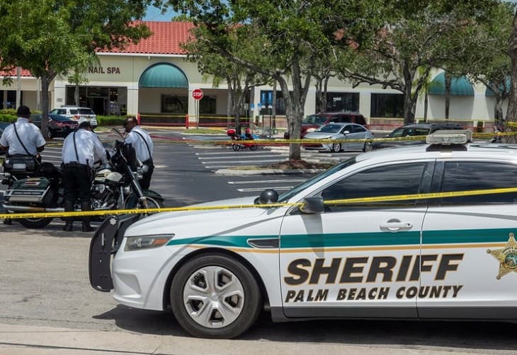 Una abuela y su nieto, víctimas del tiroteo en el supermercado de Florida