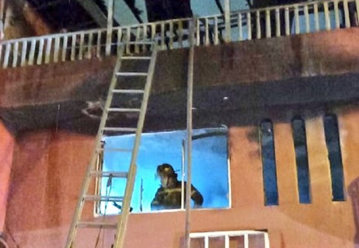 2 fallecidos deja incendio en una vivienda del barrio El Salvador de Medellín