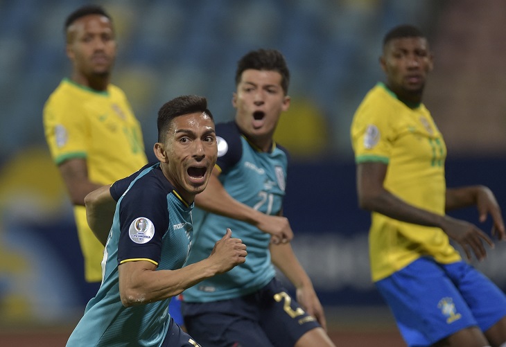 Ecuador empata con Brasil y a cuartos de Copa América