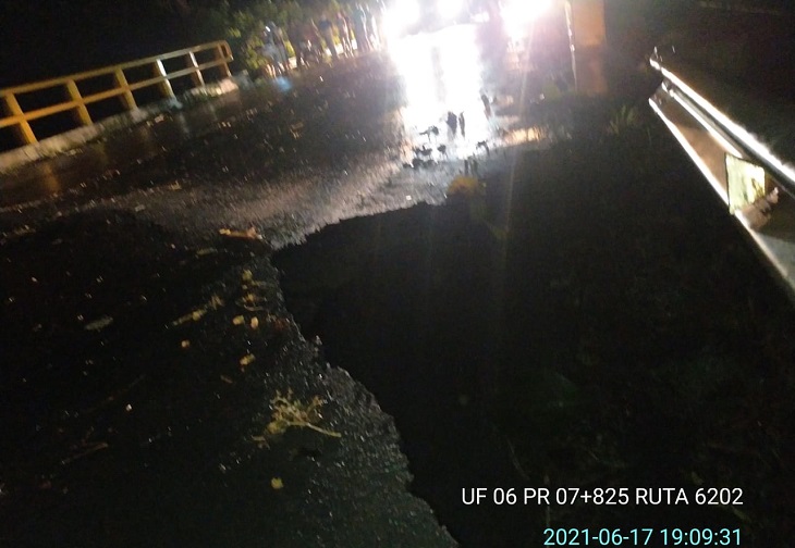 Por hueco hay cierre de vía entre Chigorodó-El Tigre