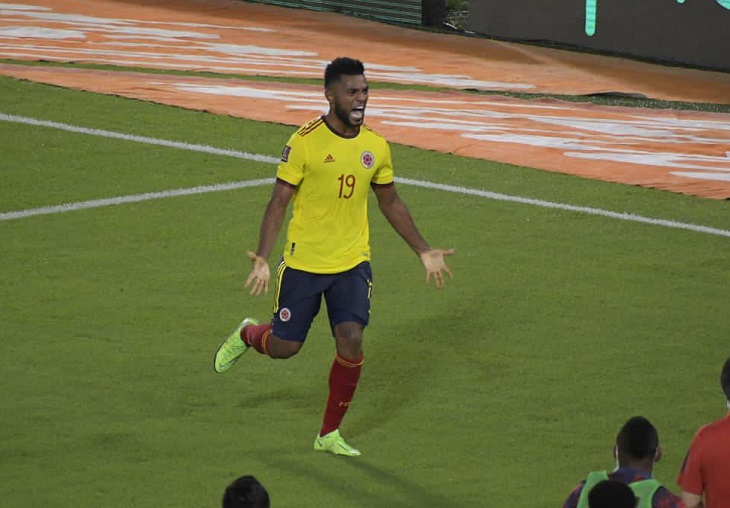 Colombia logra el empate con Argentina en el último minuto