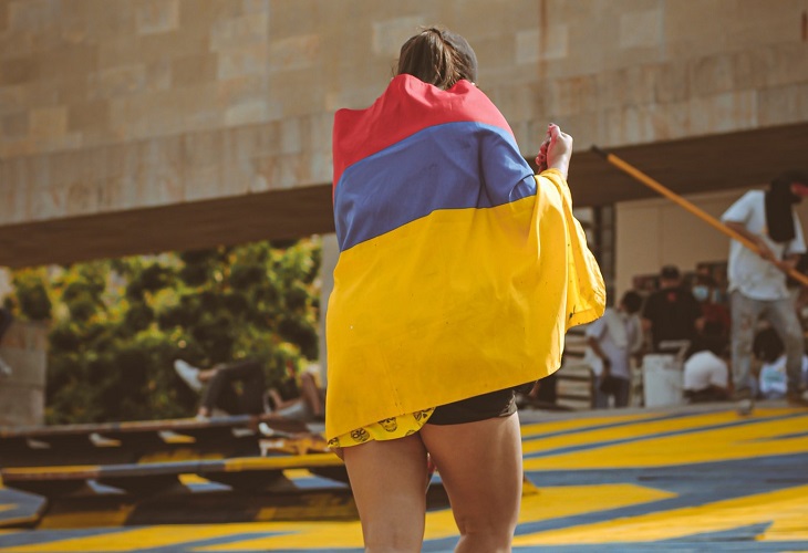 Otro día sin acuerdos entre el Gobierno y Comité del Paro colombiano-Fiscalía emite nuevas reglas para protestas: bloqueos sin violencia ya no serán delito