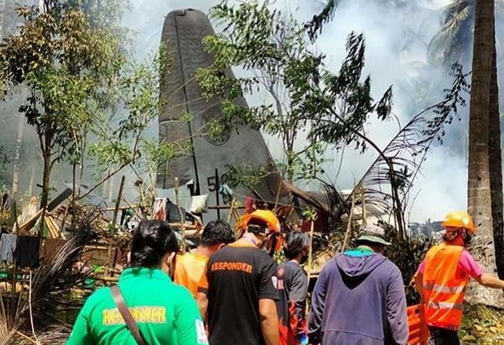 31 muertos, 54 heridos y 17 desaparecidos tras accidente de avión filipino