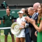 Barty desarbola a Pliskova y levanta su primer Wimbledon