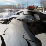 Cancelan la alerta de tsunami en Hawái tras un fuerte terremoto en Alaska