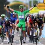 Cavendish gana su cuarta etapa e iguala con Merckx