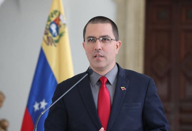 El canciller venezolano acusa a Colombia de apoyar acciones contra su país