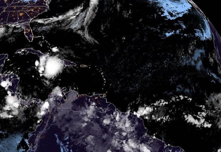 El ojo de la tormenta tropical Elsa está muy cerca de la costa cubana