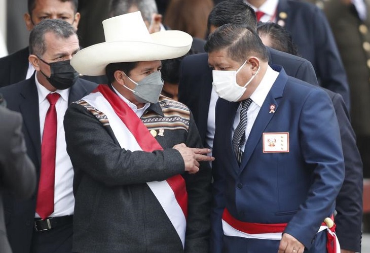 El presidente de Perú completa su gabinete con los ministros de Economía y Justicia