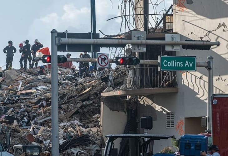 Extraen tres cuerpos de los escombros del edificio en Miami y suben a 27 los muertos