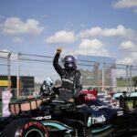 Hamilton reclama el bastón de mando (1)