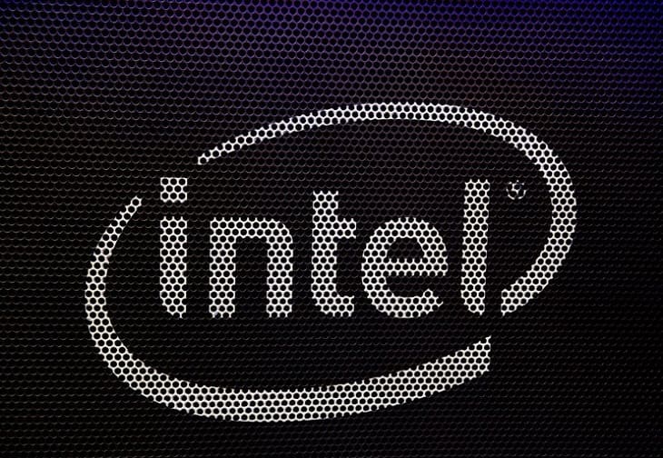 Intel explora la compra del fabricante de chips GlobalFoundries, según el WSJ