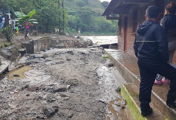 Desapareció una persona en Montebello por desborde en el río Buey