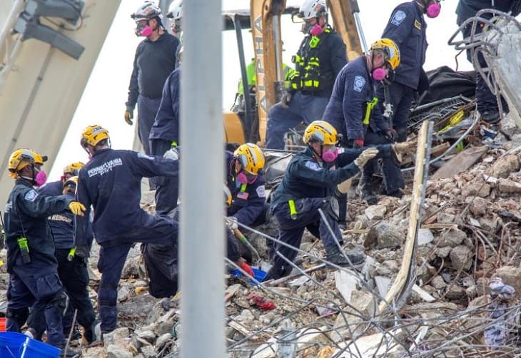 Sube a 86 el número de víctimas mortales por el derrumbe del edificio en Surfside - Miami