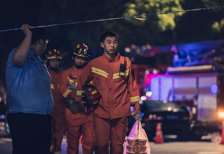Suben a 8 los muertos y a 9 los desaparecidos por el derrumbe de un hotel en China 2