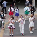 Tokio registra récord de contagios y el Gobierno descarta impacto en los JJOO (1)