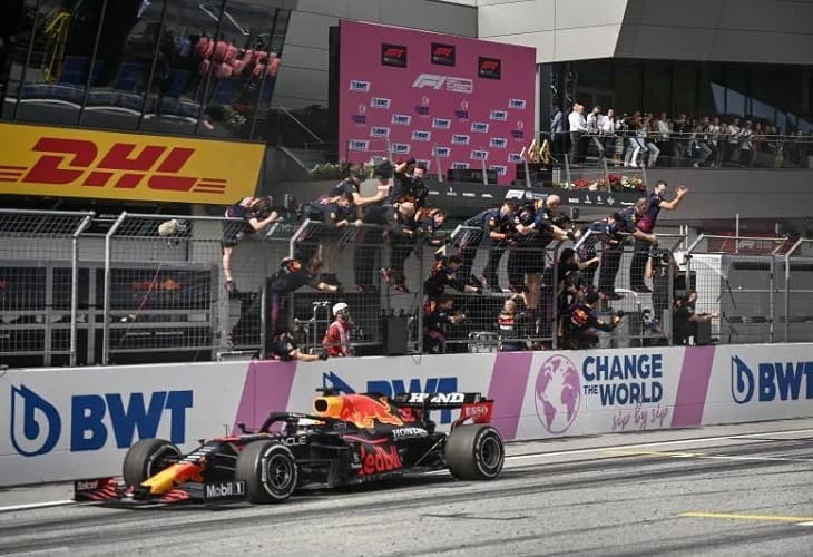 Verstappen, más líder al ganar en Austria; Sainz fue quinto