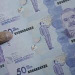 Billetes de 50 mil pesos falsos en cajero de Barranquilla