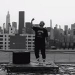 j balvin canta cancion de metallica