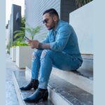 Jessi Uribe: foto con jeans ajustados y tacones