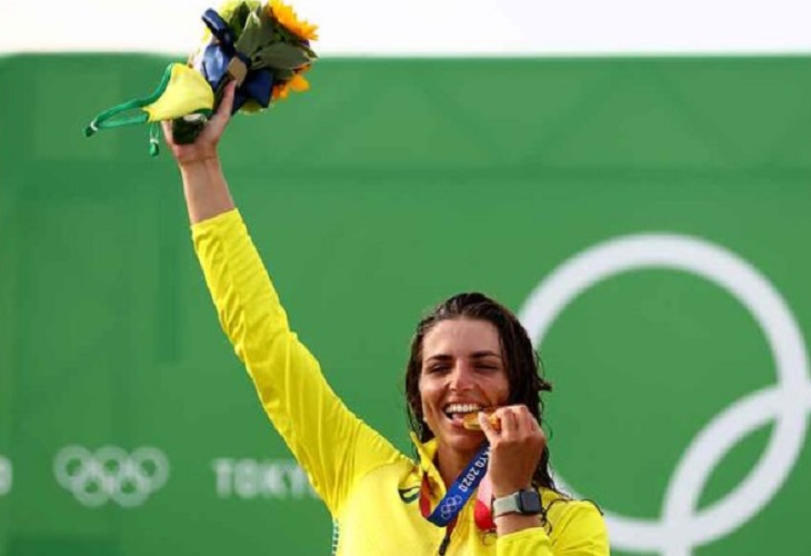 Jessica Fox: la medallista olímpica que reparó su kayak con un condón