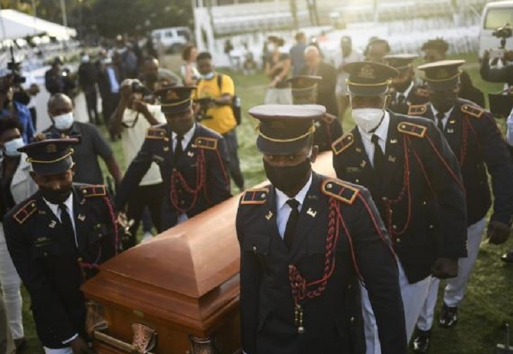 Reportan tiroteo durante funeral de Jovenel Moïse en Haití