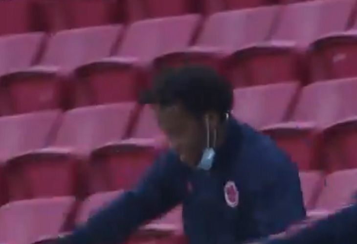 Juan Guillermo Cuadrado celebrando paso de Colombia a semis
