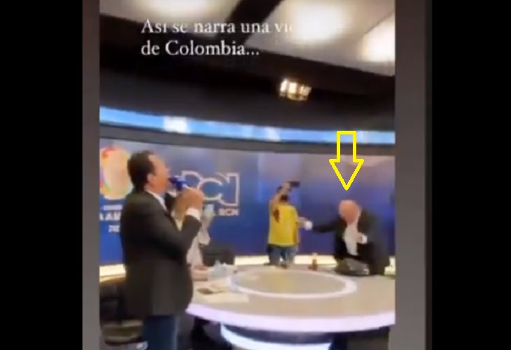 Celebración de Carlos Antonio Vélez por la selección Colombia
