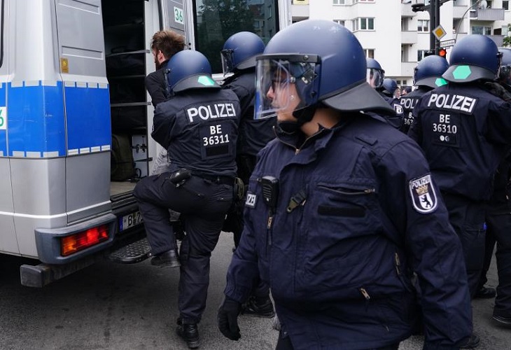 500 detenidos en Berlín en las protestas no autorizadas contra las medidas anticovid