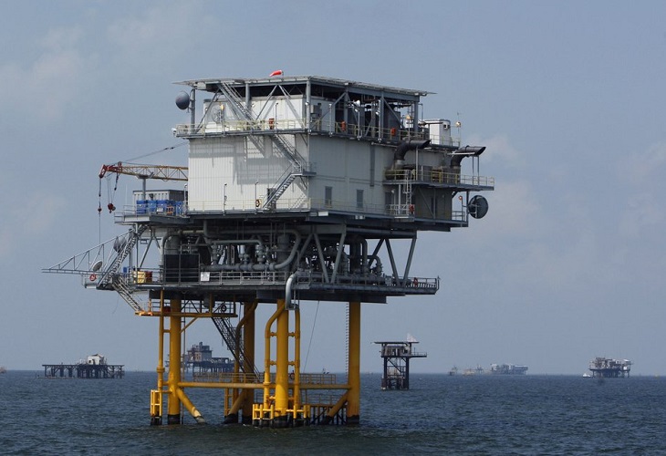 Cinco lesionados deja incendio en plataforma petrolera en el Golfo de México