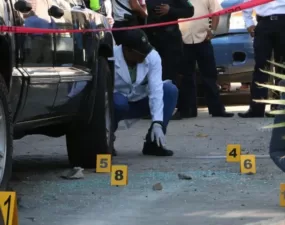 Dos policías mueren en un ataque armado contra alcaldesa mexicana