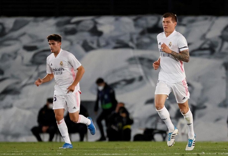 El Real Madrid anuncia que Kroos sufre una pubalgia