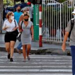 El covid no es distinto - impregna el aire como otros virus respiratorios