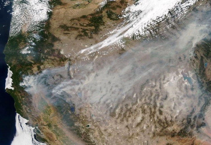 El mayor incendio activo en California ya ha quemado casi 200.000 hectáreas