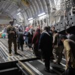 Más de 21.000 evacuados de Kabul el lunes entre vuelos de EE.UU. y otros países