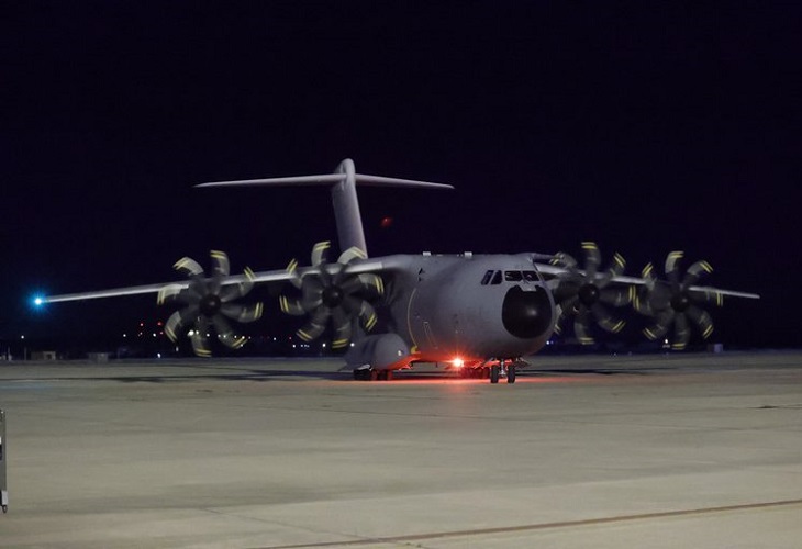 Primeros españoles y afganos evacuados de Afganistán llegan a Madrid