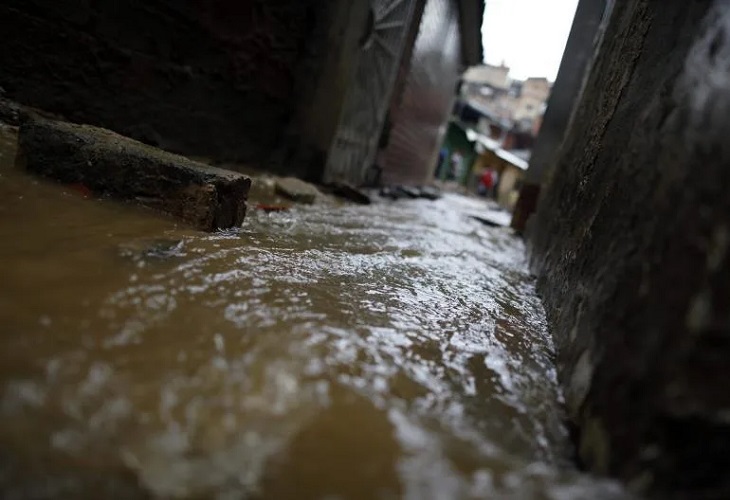 Suben a 15 los muertos y a 6 los desaparecidos por las lluvias en Venezuela