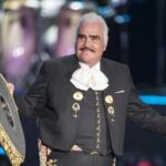 Vicente Fernández sufre el síndrome de Guillain-Barré y mejora lentamente