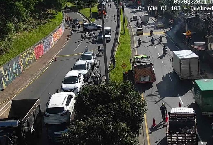 Mortal accidente en la av Paralela de Medellín este lunes