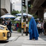 Mujer con burka caminó Medellín en medio de un experimento social
