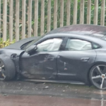 Así quedó el auto de Paolo Guerrero tras sufrir choque en Porto Alegre