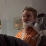 Pasajero viajó amarrado al asiento en vuelo de Frontier Airlines