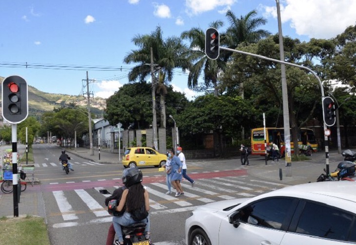 Motos y carros tendrán Pico y Placa en Medellín desde octubre