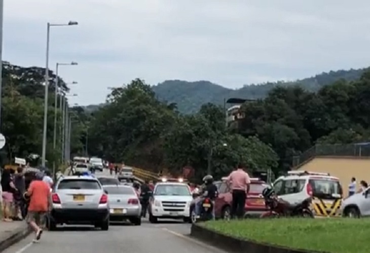 Menor de edad se lanzó del puente de La Azotea de Villavicencio