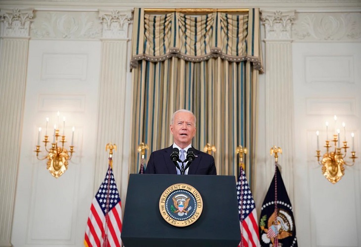 Biden asume la responsabilidad por el maltrato a los migrantes y promete consecuencias