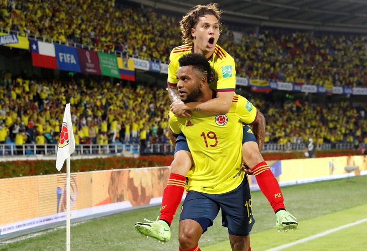 Colombia vence a Chile con un Borja superlativo y alcanza a Ecuador