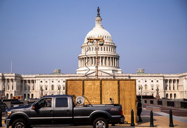 El Capitolio de EE.UU. refuerza su seguridad ante una marcha de ultraderecha