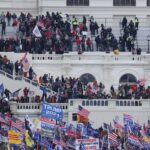 El FBI tenía un informante en la turba que asaltó el Capitolio, según medios