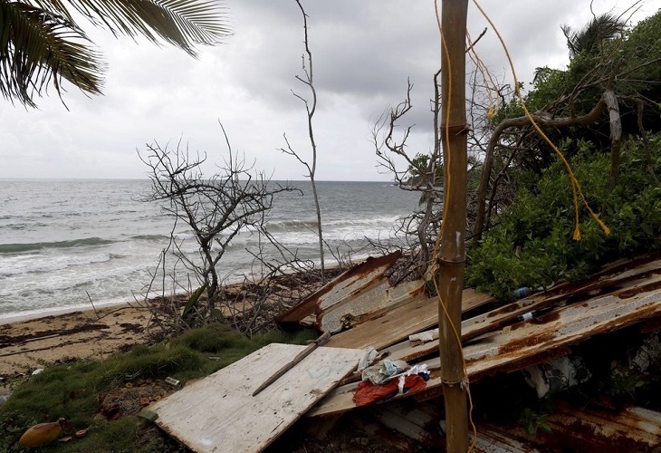 El huracán Larry mantiene la fuerza en su avance por el Atlántico