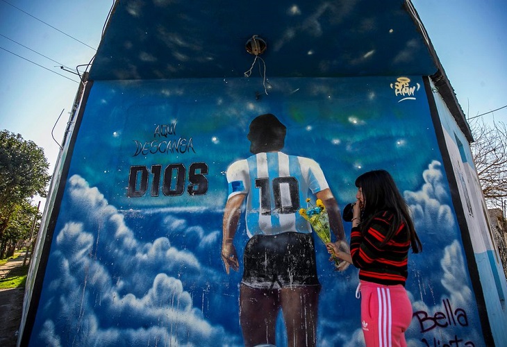 Hijos de Maradona utilizan la cuenta de Instagram del astro para homenajearlo